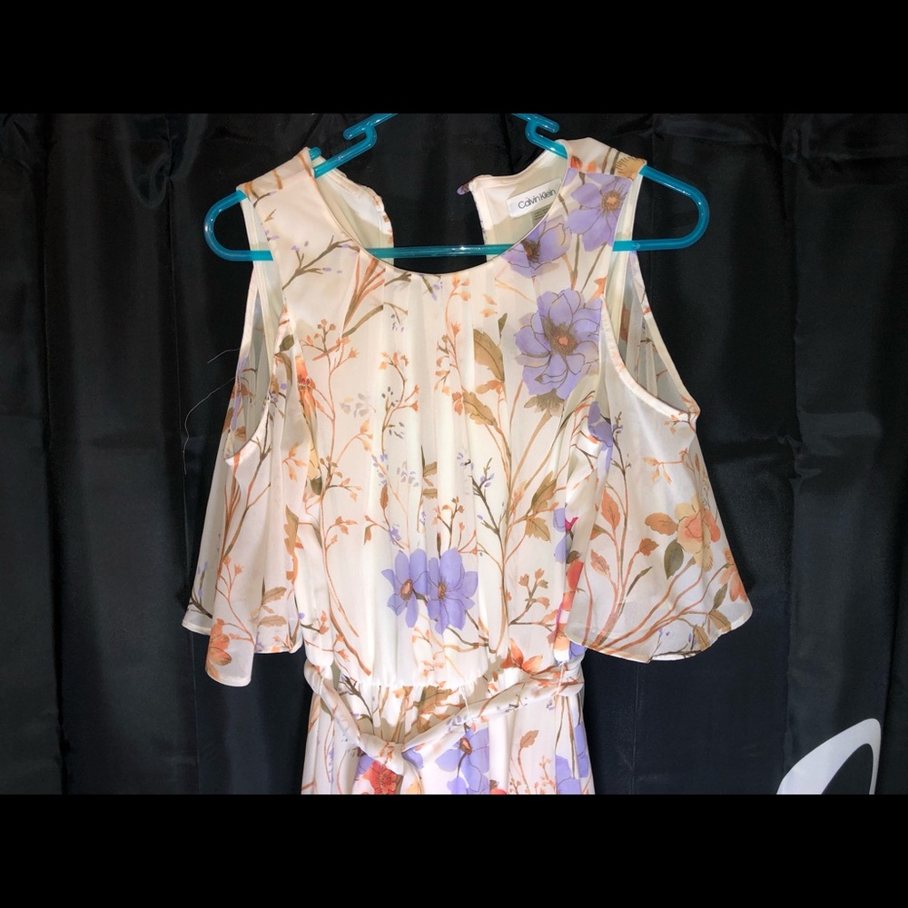 Calvin Klein Floral Cold Shoulder Maxi Chiffon - Picture 3 of 6
